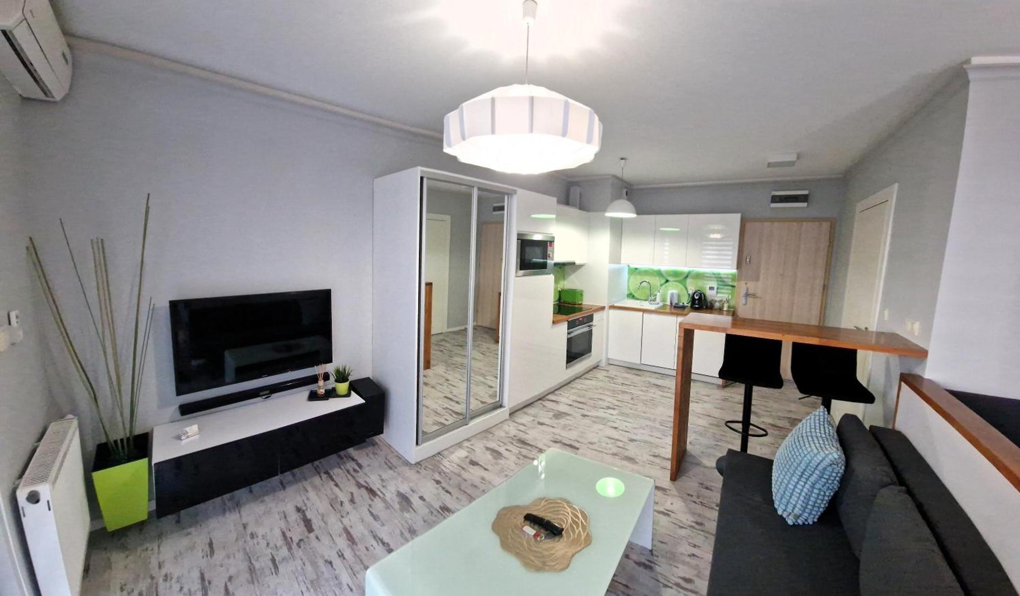 Apartamenty Homely Place Centrum - Stary Rynek - Parking Познан Стая снимка