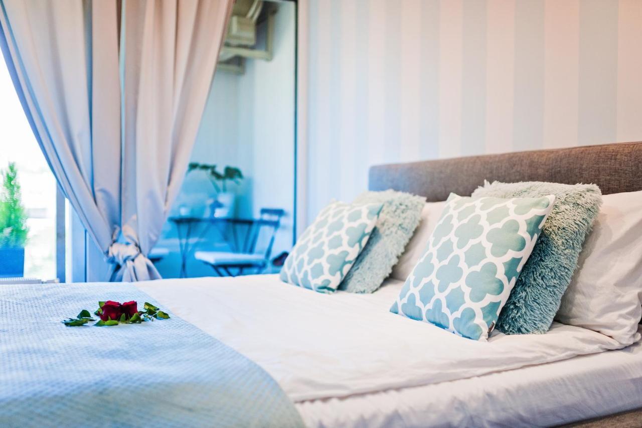 Apartamenty Homely Place Centrum - Stary Rynek - Parking Познан Екстериор снимка