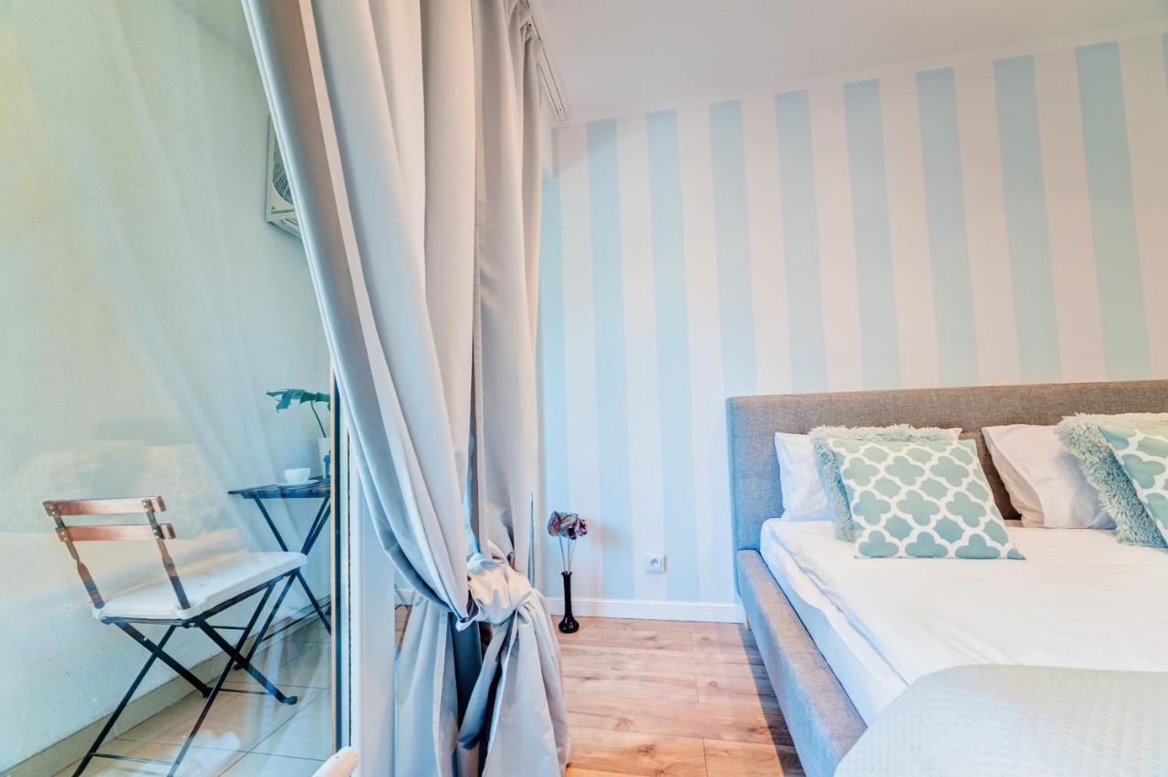 Apartamenty Homely Place Centrum - Stary Rynek - Parking Познан Екстериор снимка