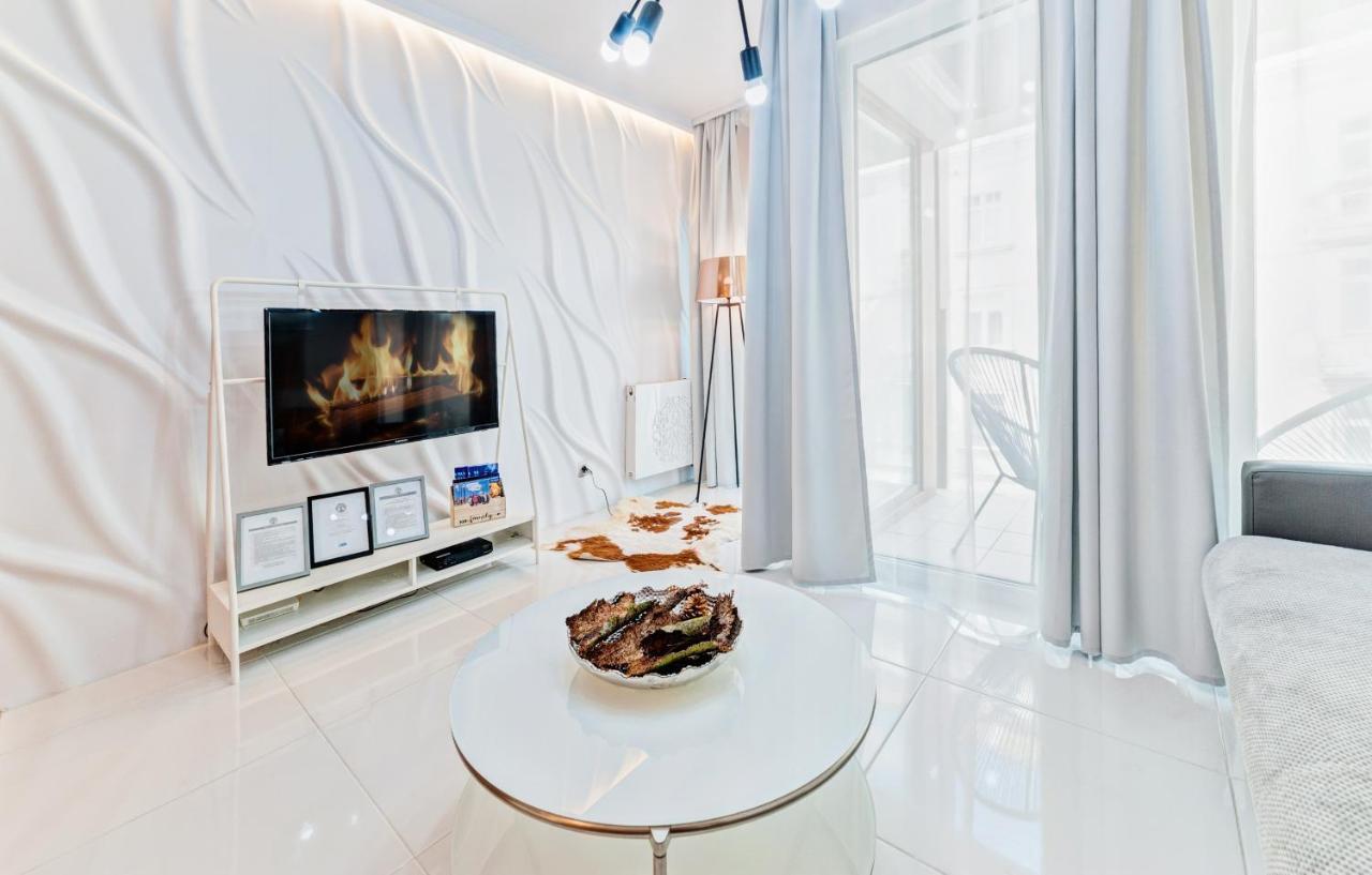 Apartamenty Homely Place Centrum - Stary Rynek - Parking Познан Екстериор снимка